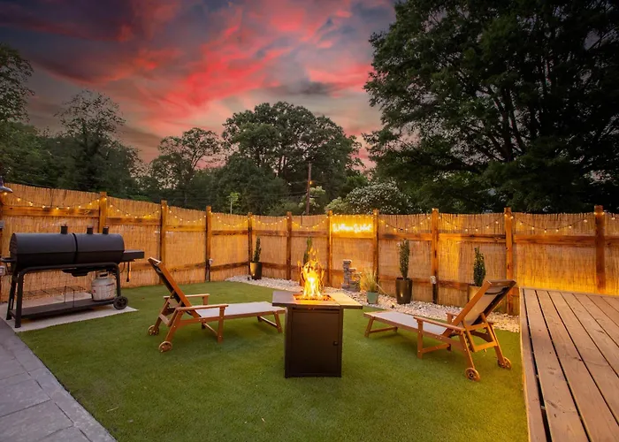Сasa de vacaciones Wellness On Walnut - Hot Tub & Fire Pit Winston-Salem