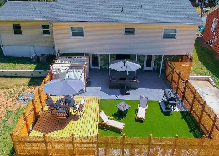 Сasa de vacaciones Wellness On Walnut - Hot Tub & Fire Pit
