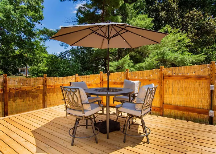 Wellness On Walnut - Hot Tub & Fire Pit Сasa de vacaciones Winston-Salem